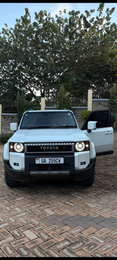 LANDCRUSIER PRADO